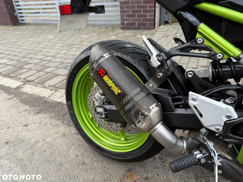 Kawasaki Z 900 - 19
