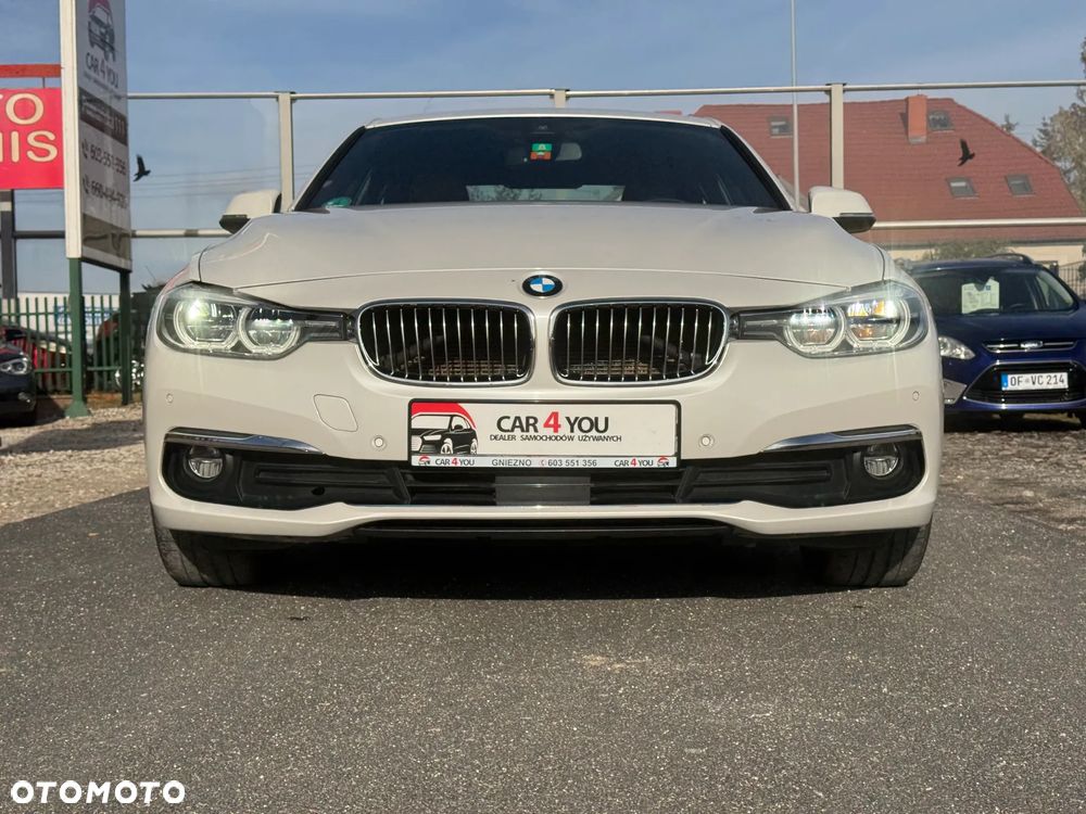 BMW Seria 3 320d Luxury Line - 3