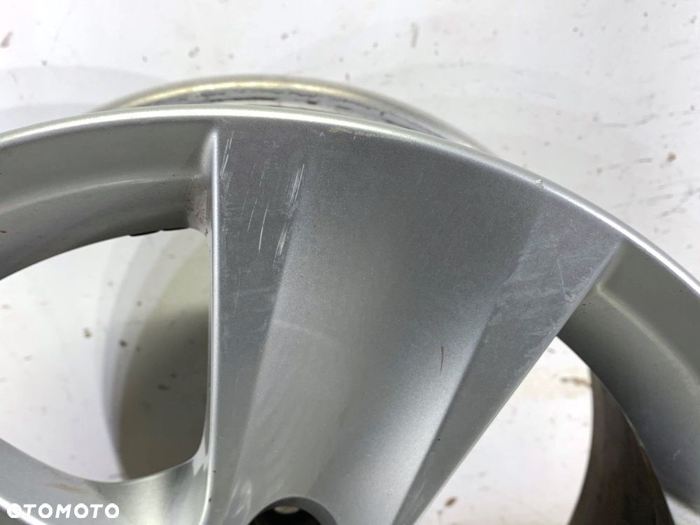 FELGA ALUMINIOWA 17 8J 5X120 CENTR 72,6 ET30  BMW 5 Touring (E61) 2004 - 2010 525 i 160 kW [218 KM] - 3