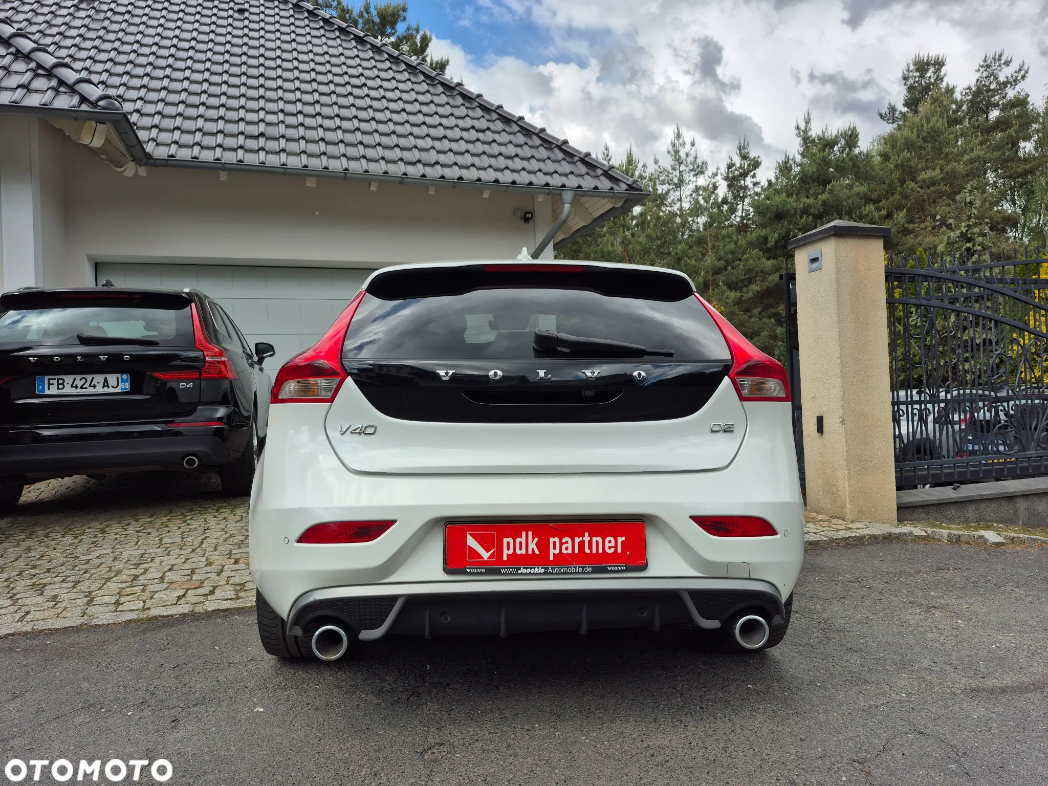 Volvo V40 D2 Drive-E R-Design Momentum - 10