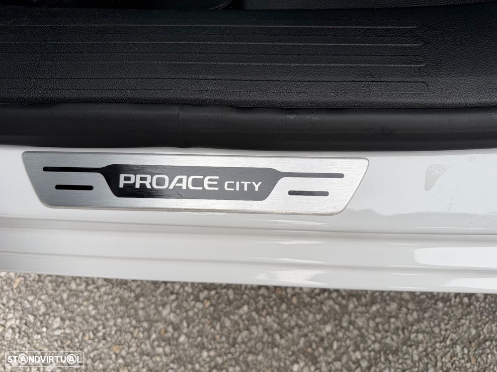 Toyota Proace City Eletrico - 24