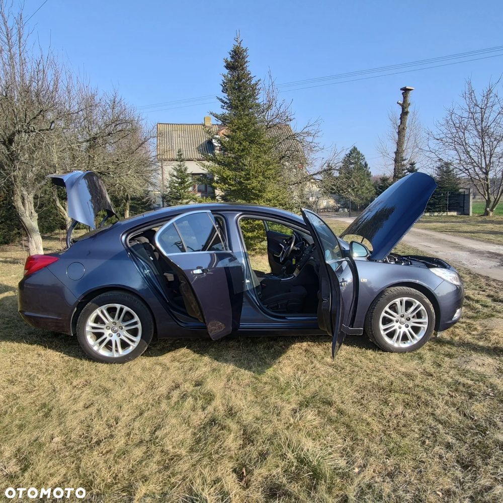 Opel Insignia 1.8 Cosmo - 1