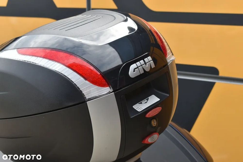 Yamaha FJR - 18