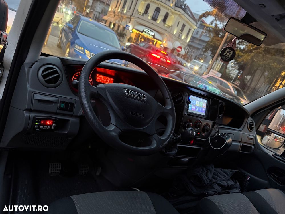 Iveco Daily 35c Frigorific Frig Carrier an 2014 Cub Izoterm 298.000km Istoric Service Facturi Kit Distribuție Ambreiaj Rezivie Frig AC Navi Discuri Placute Baterie Anvelope direcție suspensie Vopsea Ok TVA - 29