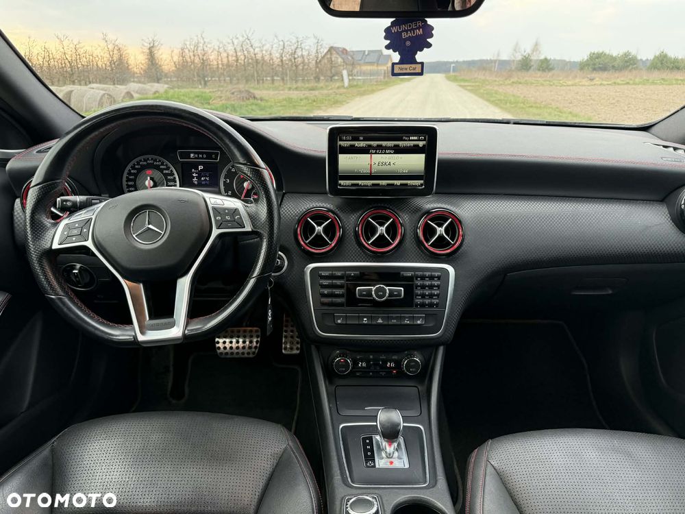 Mercedes-Benz Klasa A 45 AMG 4Matic AMG Speedshift 7G-DCT - 11