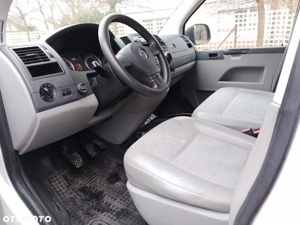 Volkswagen Transporter L2H1 - 11