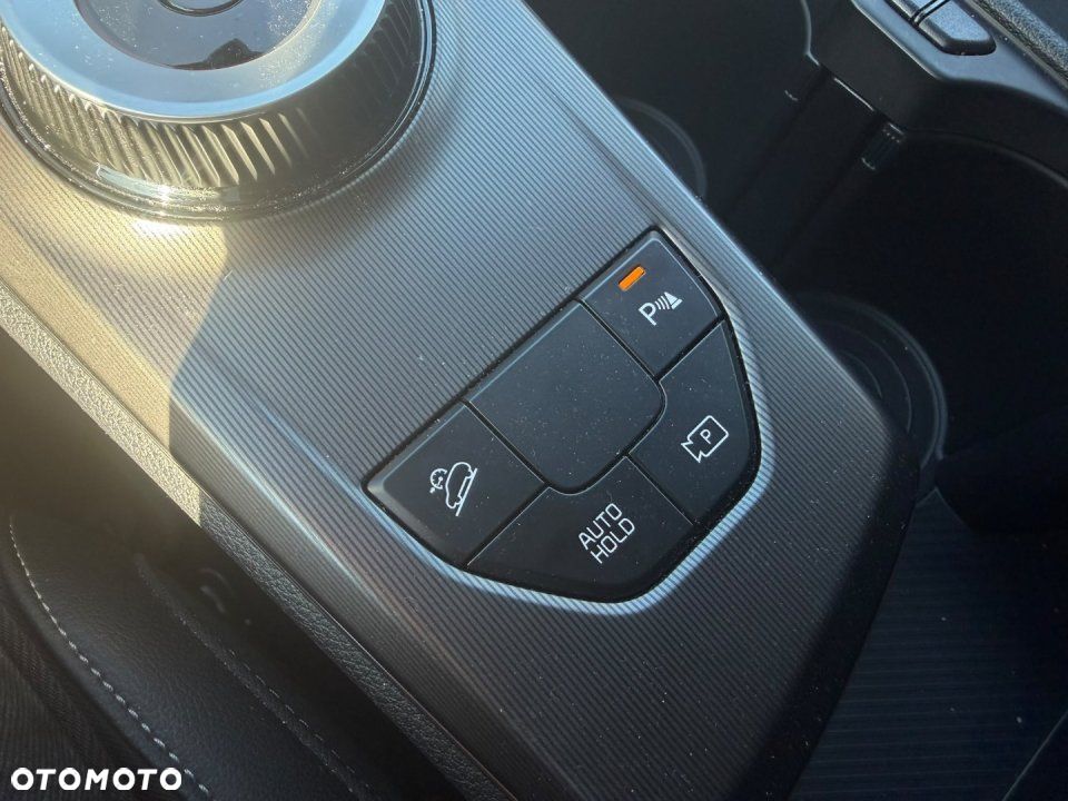 Kia Sportage - 16