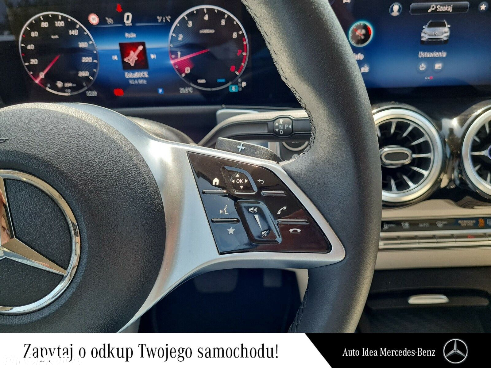 Mercedes-Benz GLB 200 Progressive 7G-DCT - 20