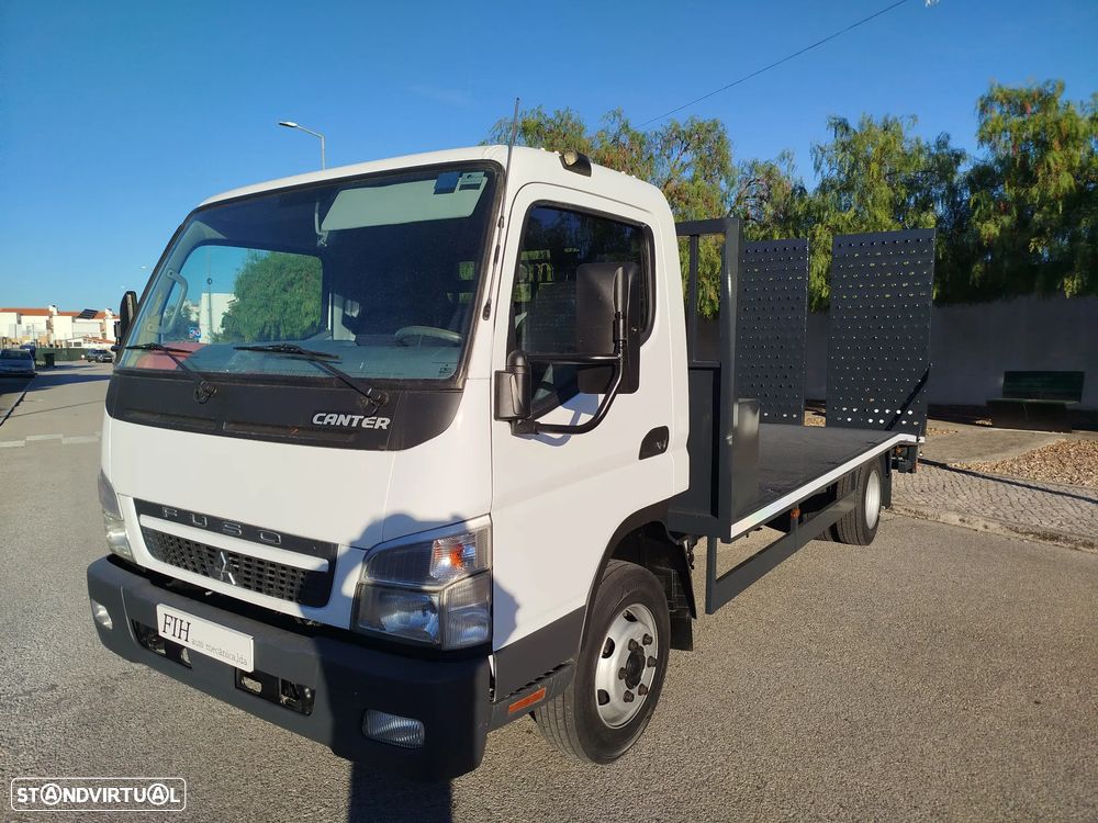 Mitsubishi Canter Fuso - 1