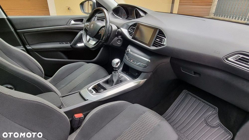 Peugeot 308 - 12