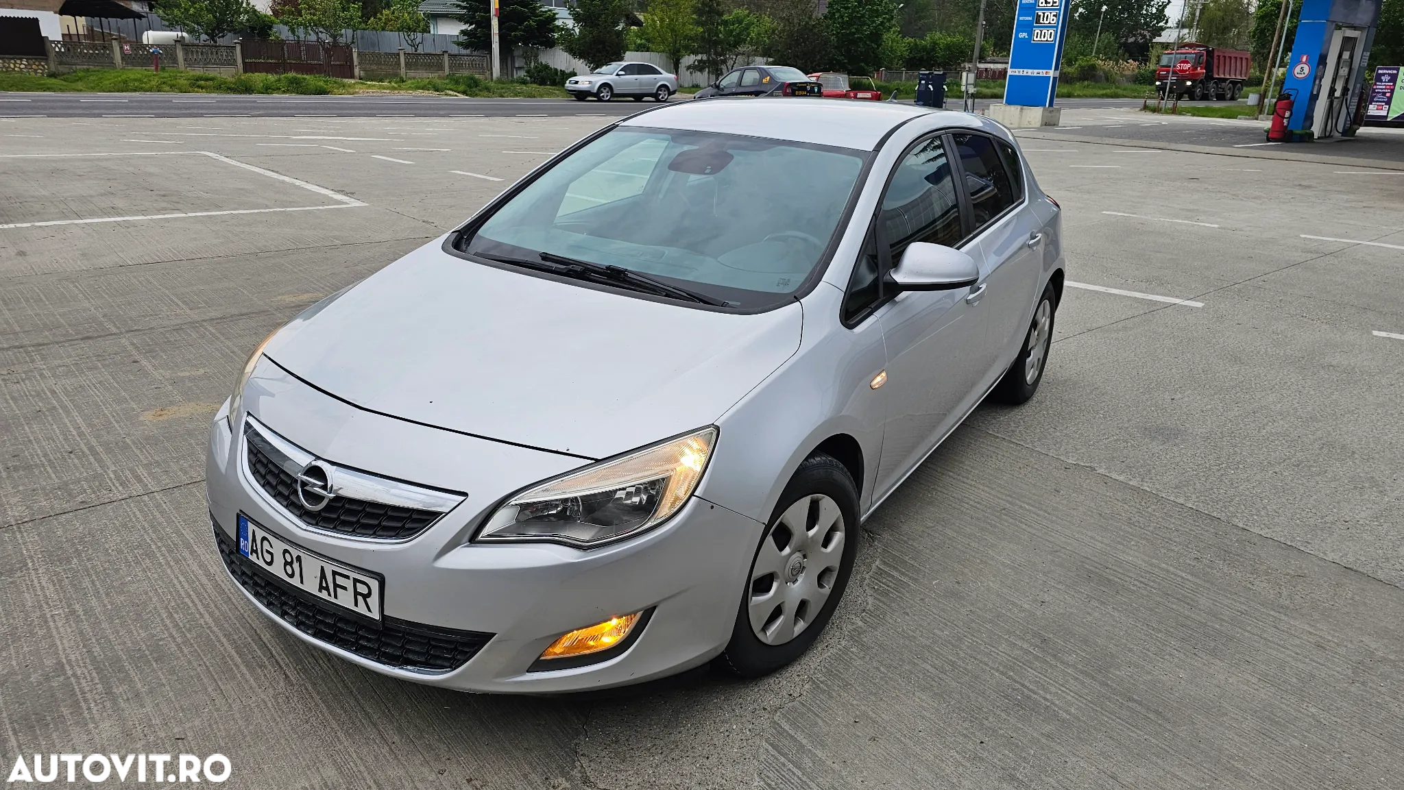 Opel Astra 1.7 CDTI Caravan DPF (119g) Edition 111 Jahre - 10