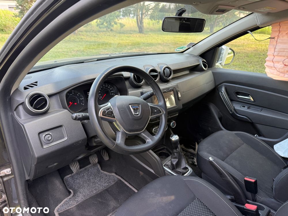 Dacia Duster 1.6 SCe Prestige - 19