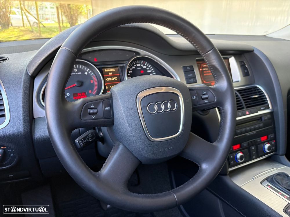 Audi Q7 3.0 TDI Sport Tiptronic - 7