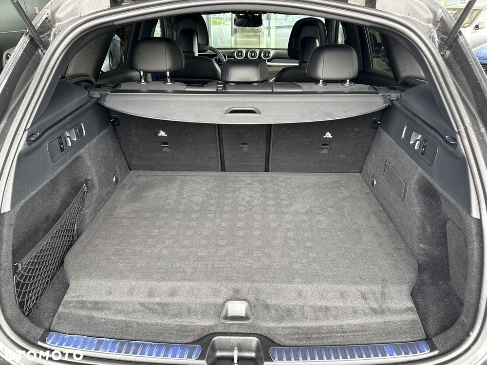 Mercedes-Benz GLC - 25