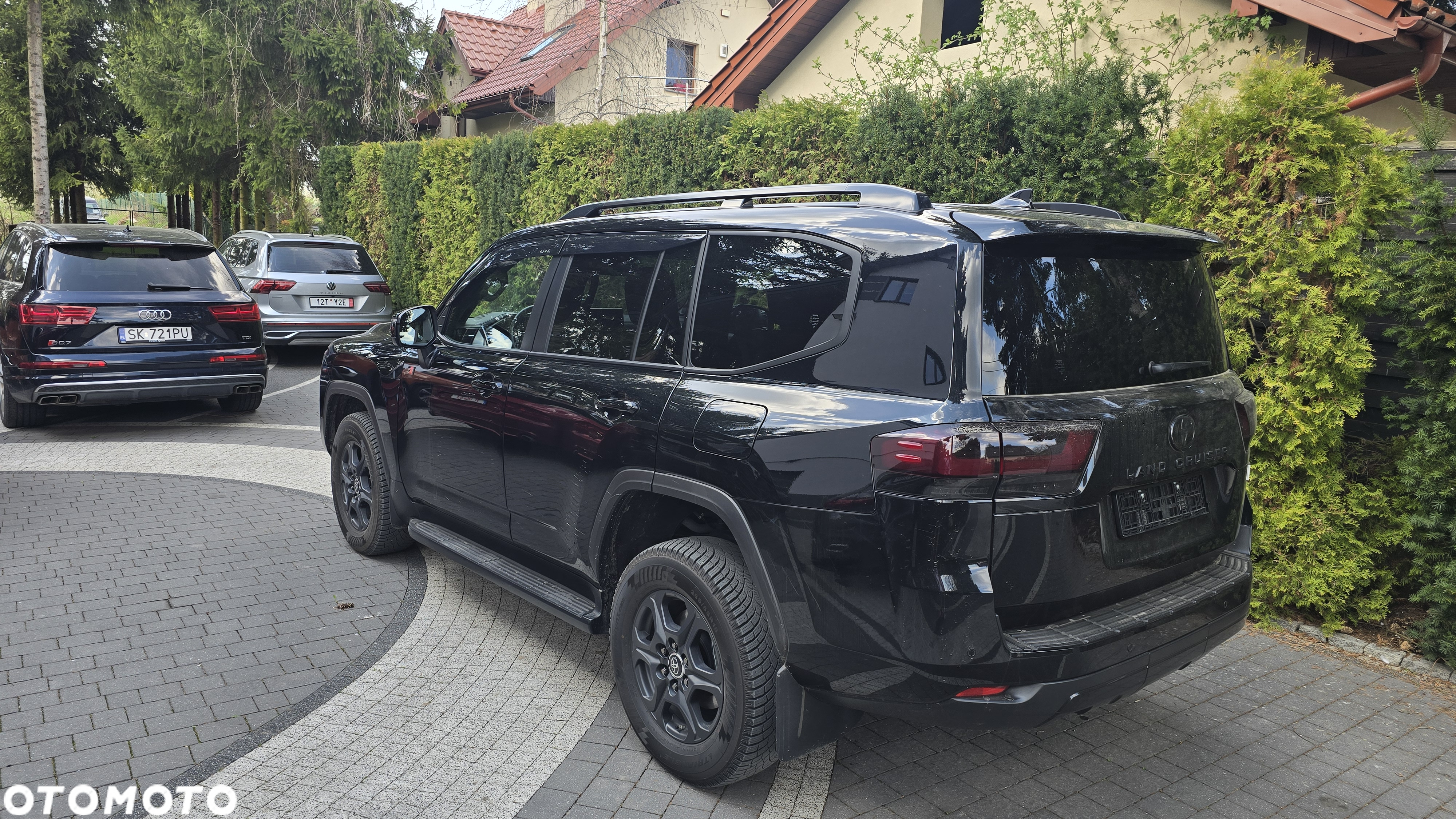 Toyota Land Cruiser - 5