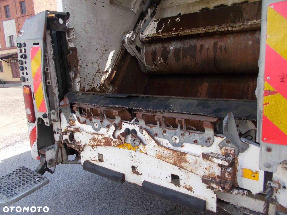 MAN TGS Śmieciarka FAUN Euro 6 Szeroki Niski Wrzutnik - 12