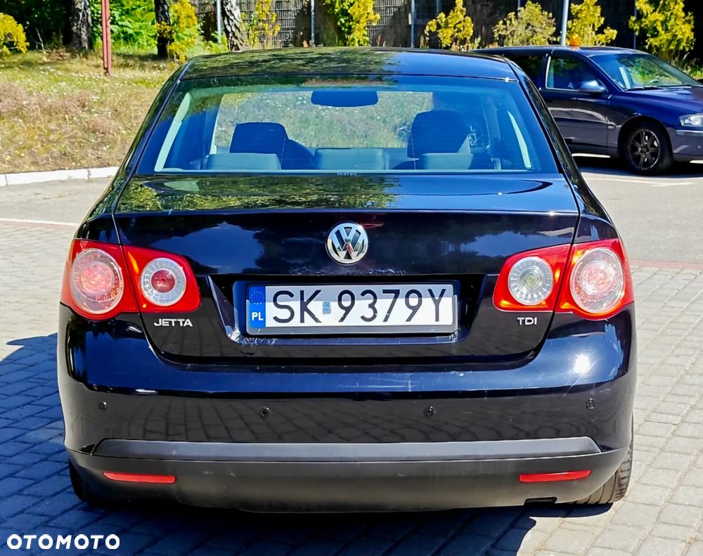 Volkswagen Jetta 1.9 TDI Comfortline - 19