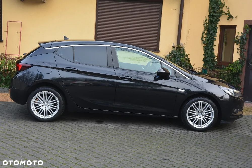 Opel Astra 1.4 Turbo Innovation - 16