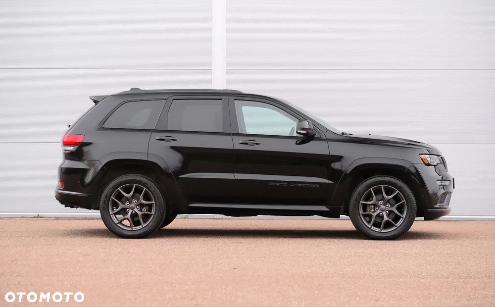 Jeep Grand Cherokee - 13