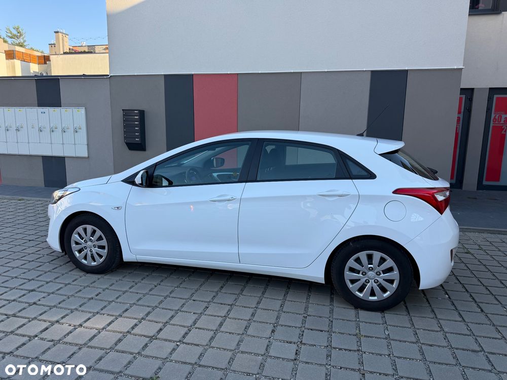 Hyundai i30 1.4 Comfort - 8