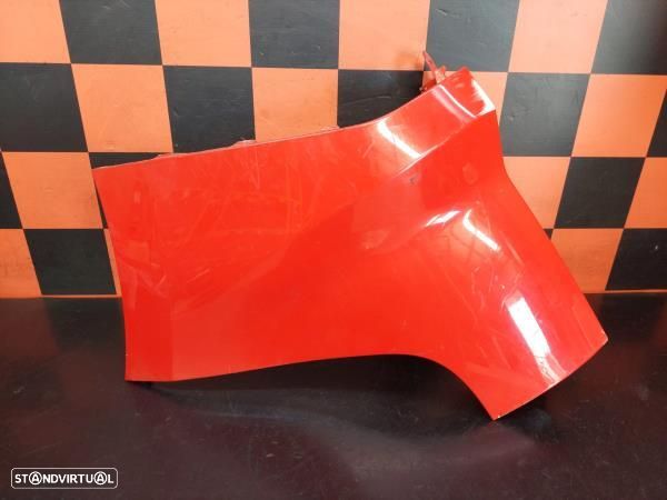 Canto Reflector/Chapa Ford Tourneo Courier B460 Kombi - 1