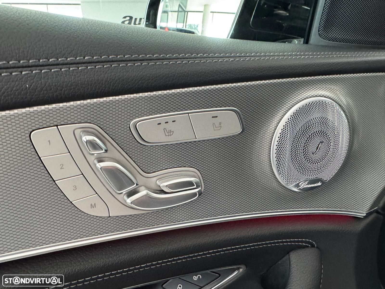 Mercedes-Benz E 300 de AMG Line - 20
