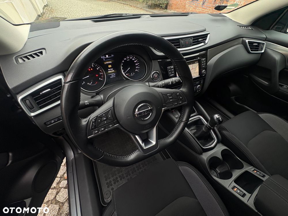 Nissan Qashqai 1.6 DIG-T N-Connecta - 19