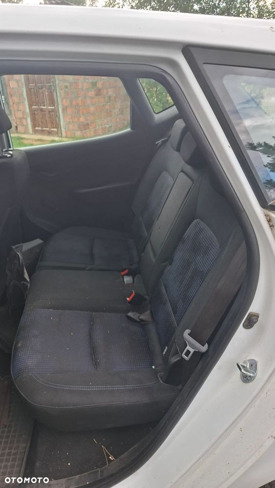 Hyundai ix20 1.4 Comfort - 13