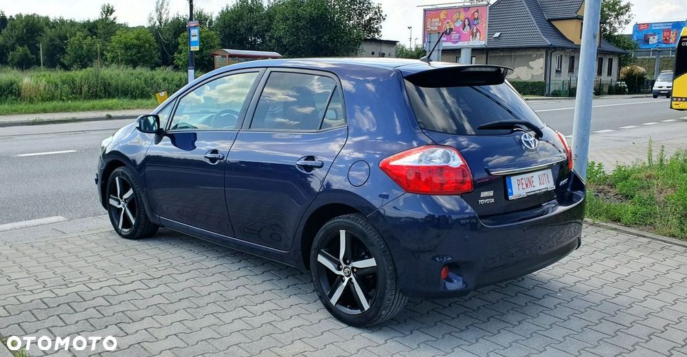 Toyota Auris - 3