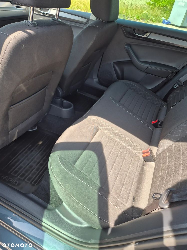 Skoda RAPID 1.0 TSI Style DSG - 14