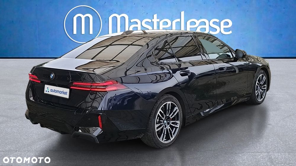 BMW Seria 5 520d mHEV M Sport - 6