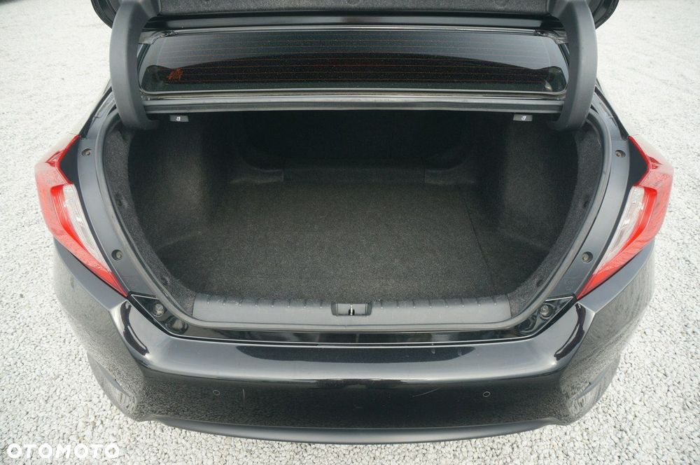 Honda Civic 1.5 T Elegance - 33