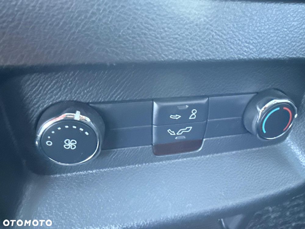 Ford Galaxy 2.0 TDCi Trend PowerShift - 29