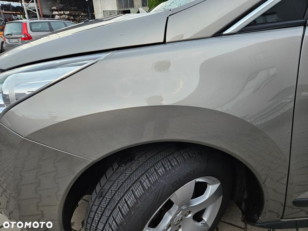 Peugeot 3008 błotnik przód przedni prawy  EVGC - 2