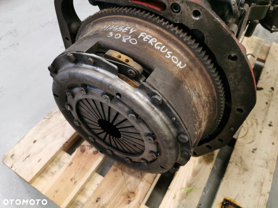 Docisk sprzęgła Massey Ferguson 3070 - 4