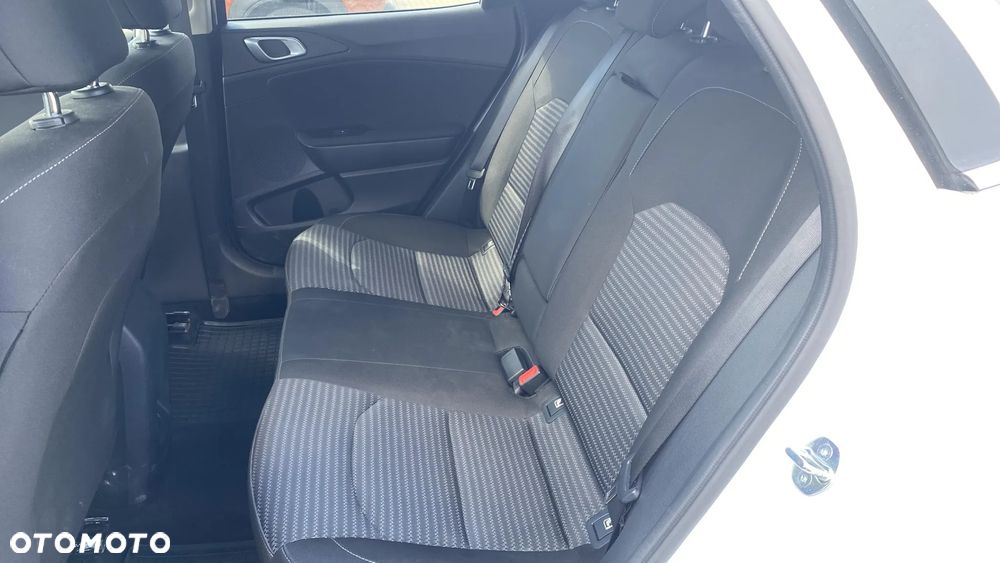 Kia XCeed 1.5 T-GDI M DCT - 15