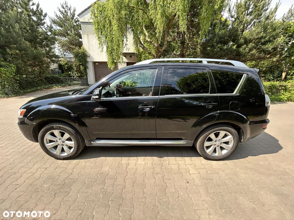 Mitsubishi Outlander 2.0 DID Intense + - 2