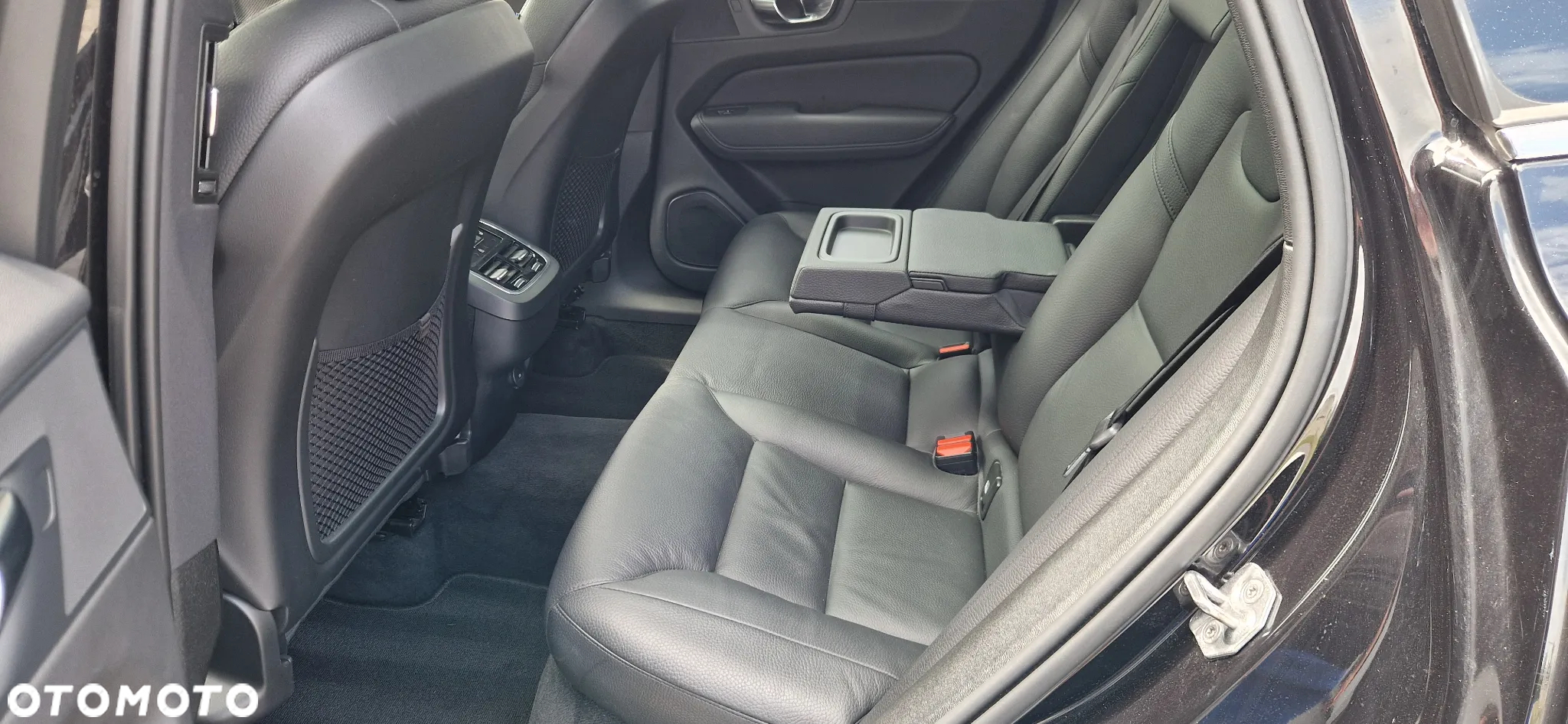 Volvo XC 60 B5 D AWD Geartronic Inscription - 30