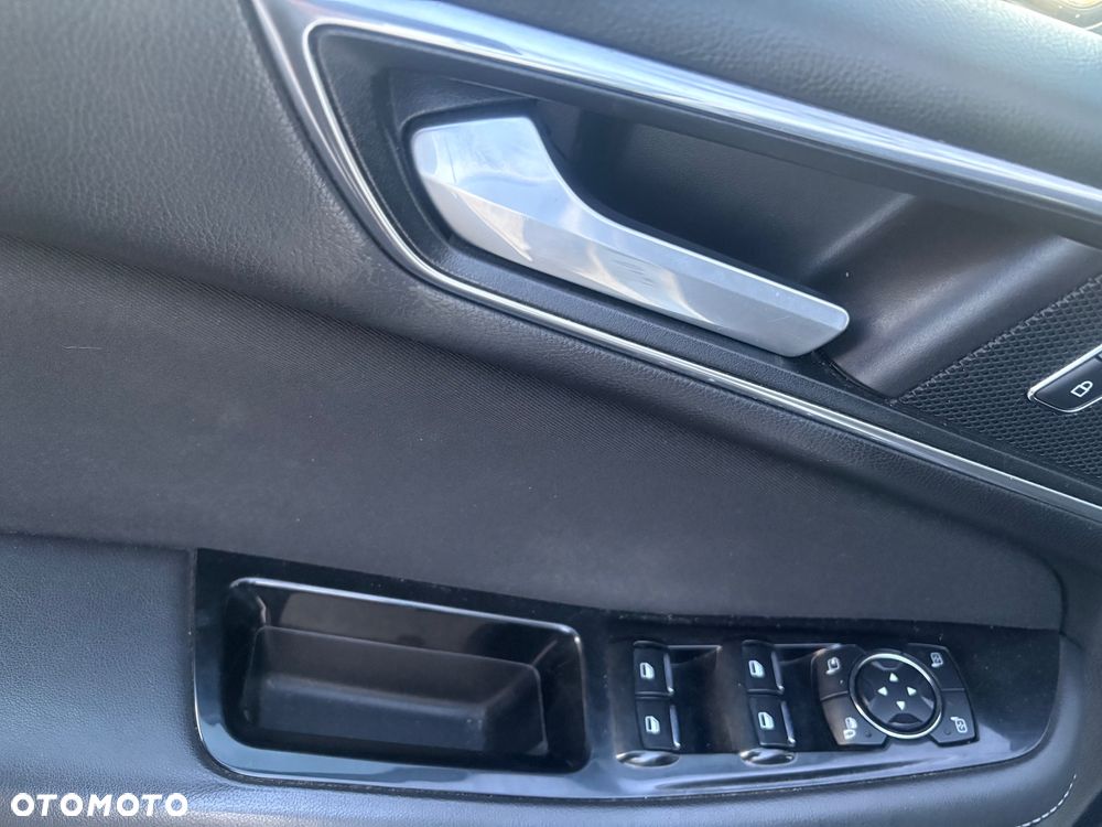 Ford S-Max 2.0 TDCi Titanium - 12