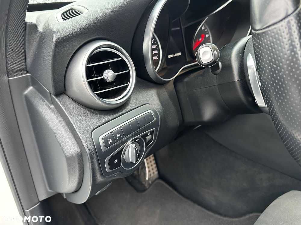 Mercedes-Benz Klasa C 220 d 9G-TRONIC - 16