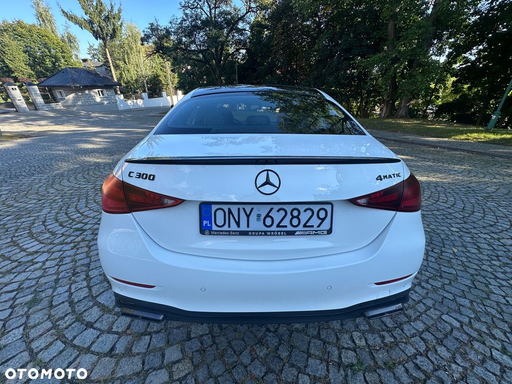 Mercedes-Benz Klasa C 300 4MATIC 9G-TRONIC - 19