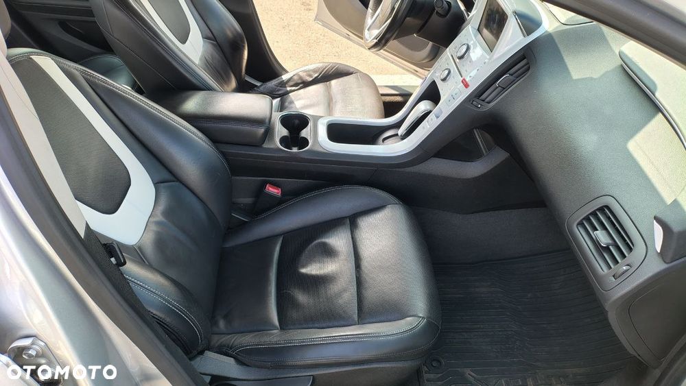 Chevrolet Volt Exclusive - 12