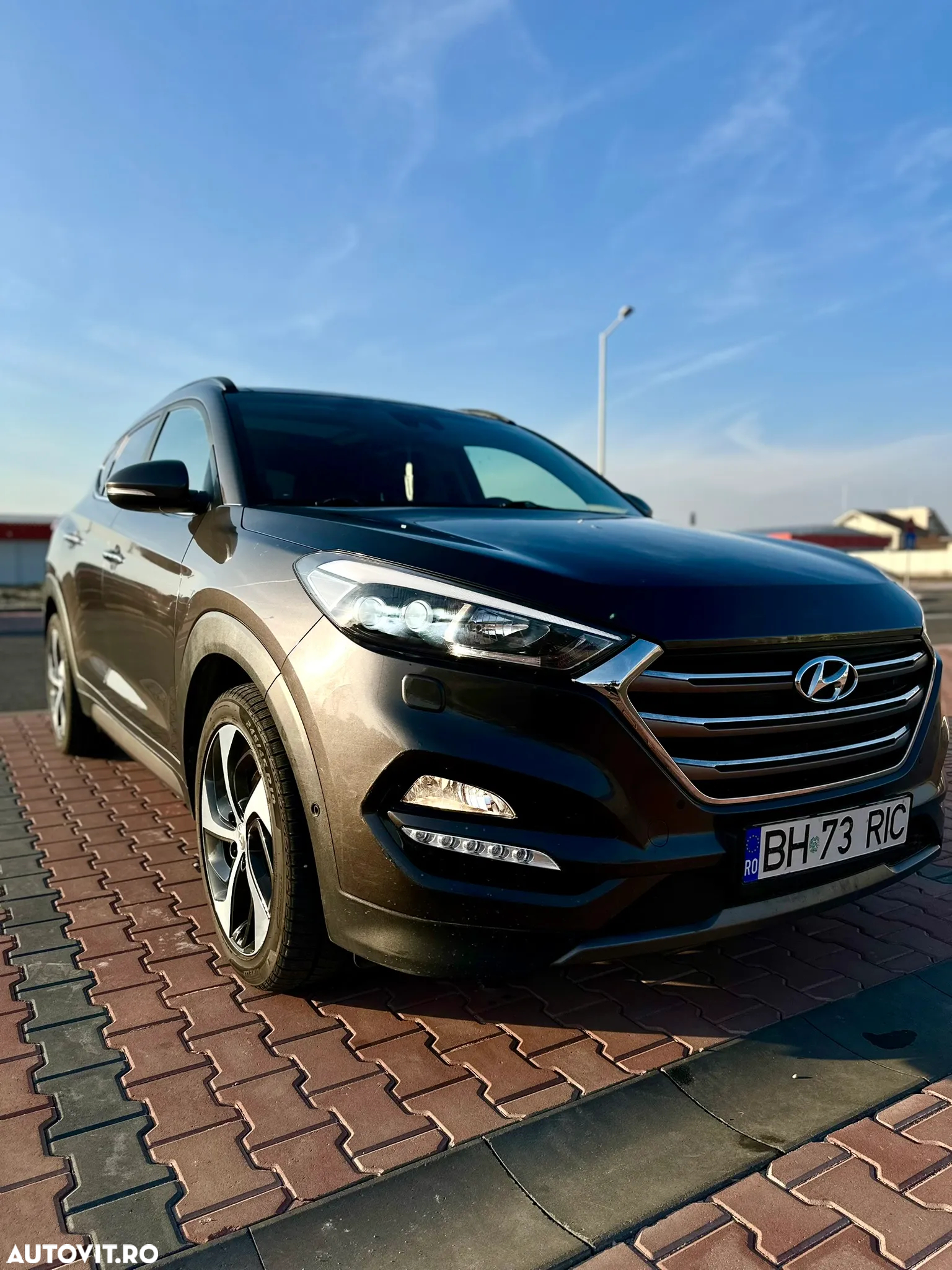 Hyundai Tucson - 2