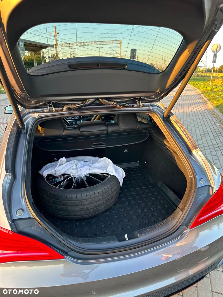 Mercedes-Benz CLA AMG 45 4-Matic - 30
