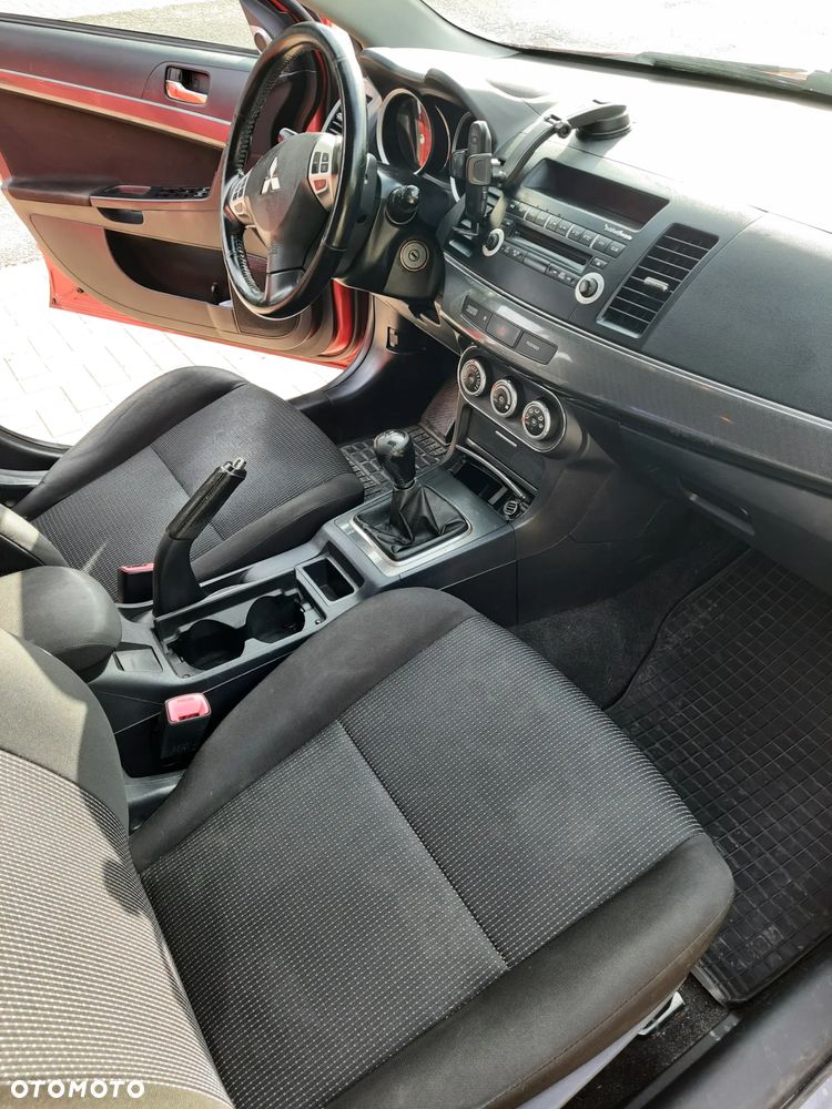 Mitsubishi Lancer 1.8 Invite - 23