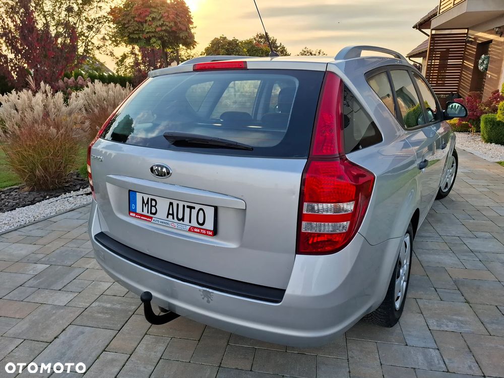 Kia Ceed 1.6 CVVT LX - 17