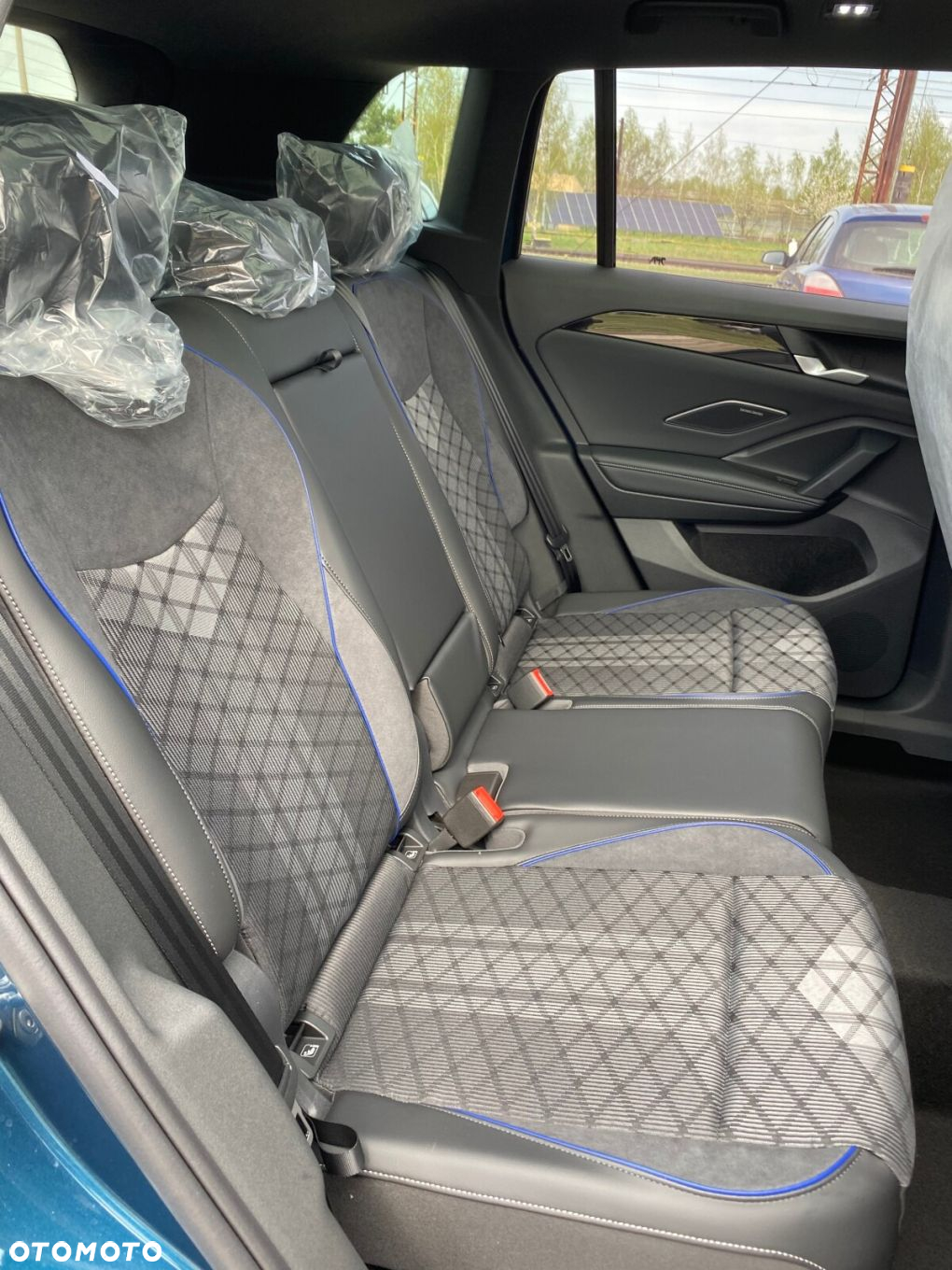 Volkswagen Tiguan - 10