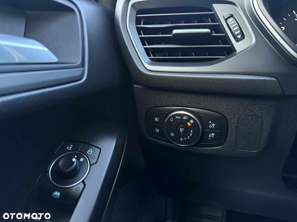 Ford Focus 1.0 EcoBoost STart-Stopp-System TITANIUM - 35