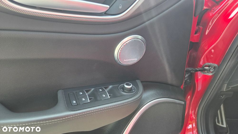 Alfa Romeo Giulia 2.0 Turbo Veloce Q4 - 10