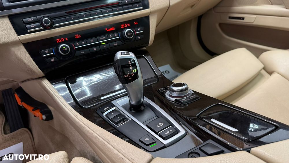 BMW Seria 5 530d Sport-Aut. - 22